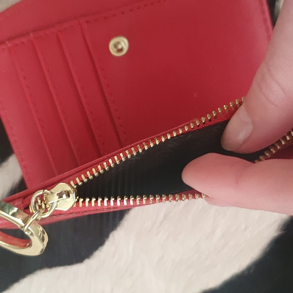 BNWOT Steve Madden red wallet (has defect) - Picture 6 of 11